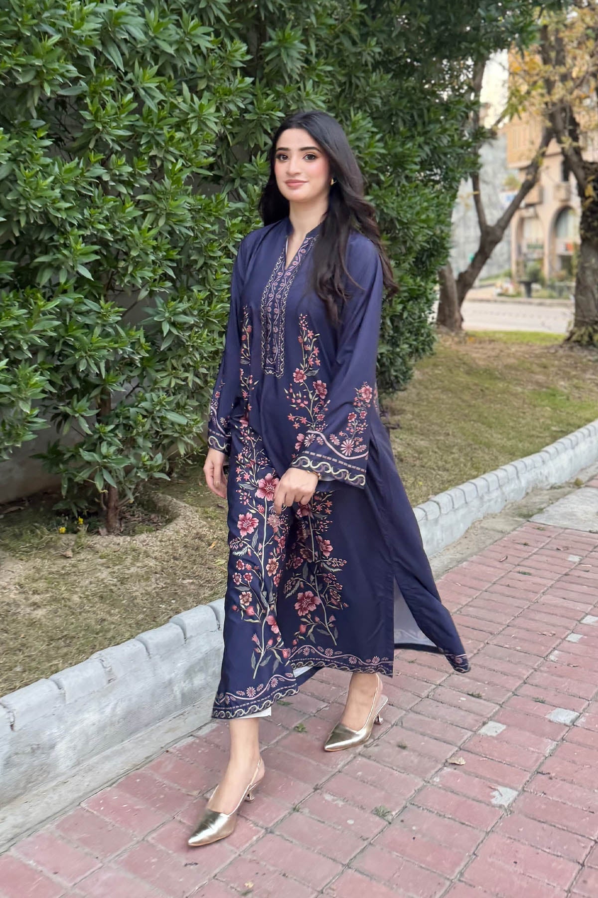 Navy Blue Bloom Kaftan